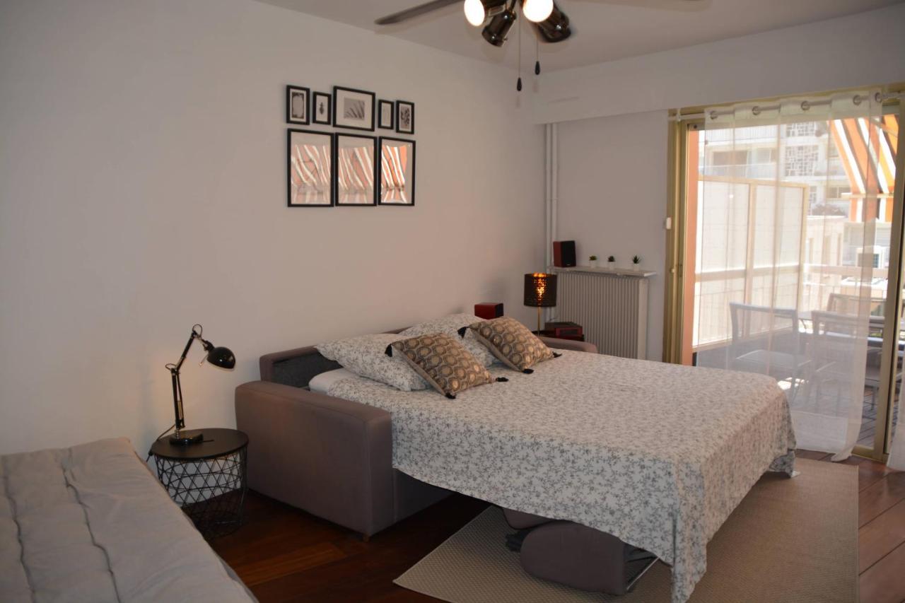 Grand Studio Climatisé Proche Plages Juan Les Pins Appartement